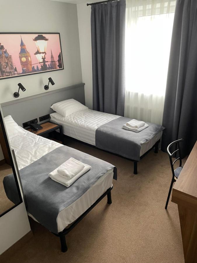 A Presto Hotel Vinnytsia Bagian luar foto